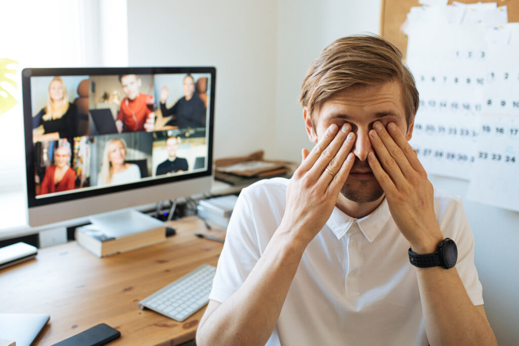 Zoom-fatigue bestaat echt