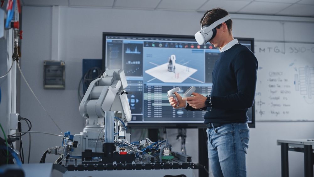 Student,Engineer,Using,Virtual,Reality,Software,For,His,Project.,Man