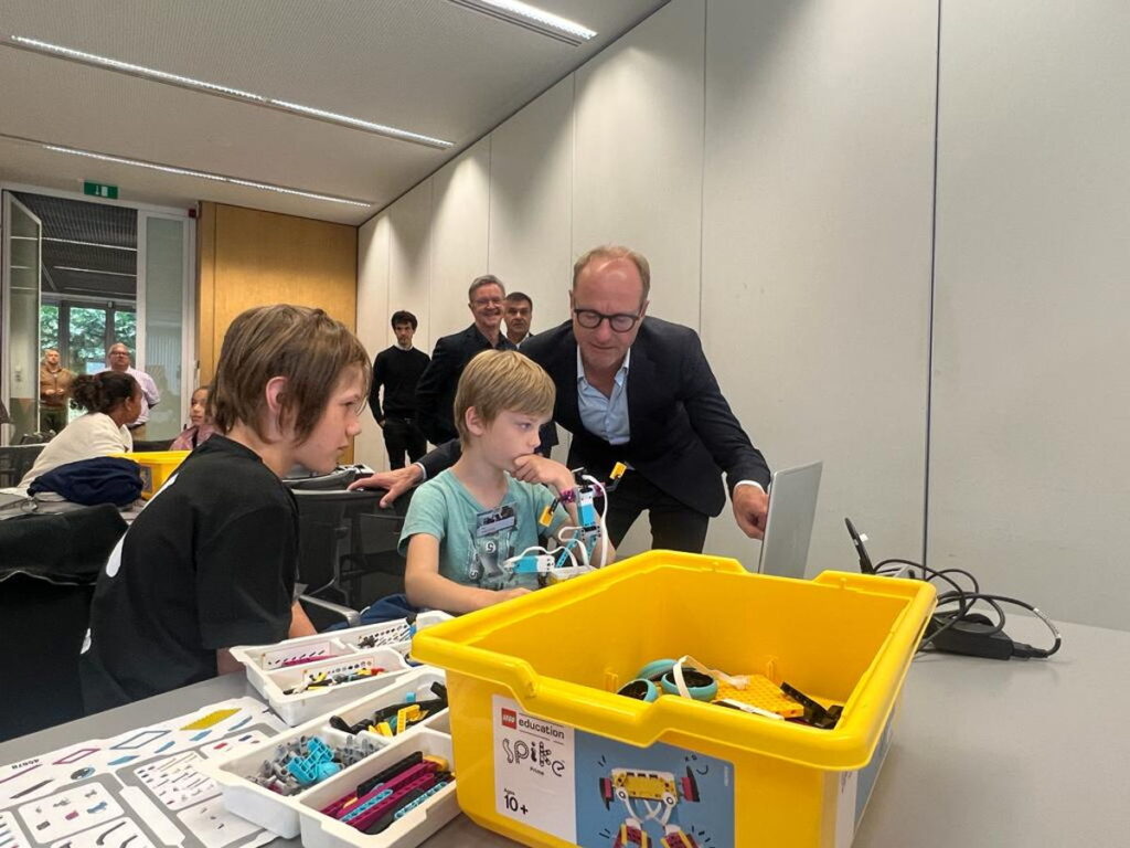 Little_innovators_Siemens