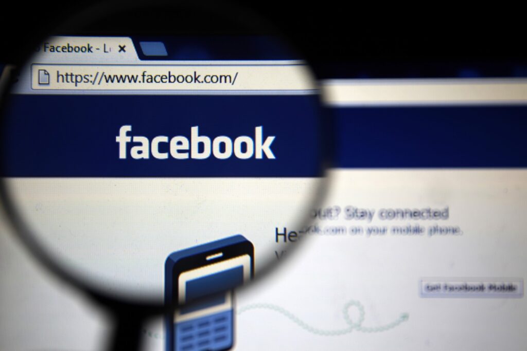 Facebook_laptop
