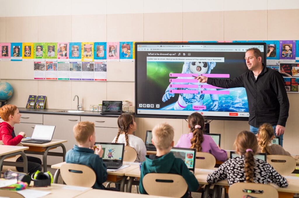 CTOUCH, klaslokaal, Digibord